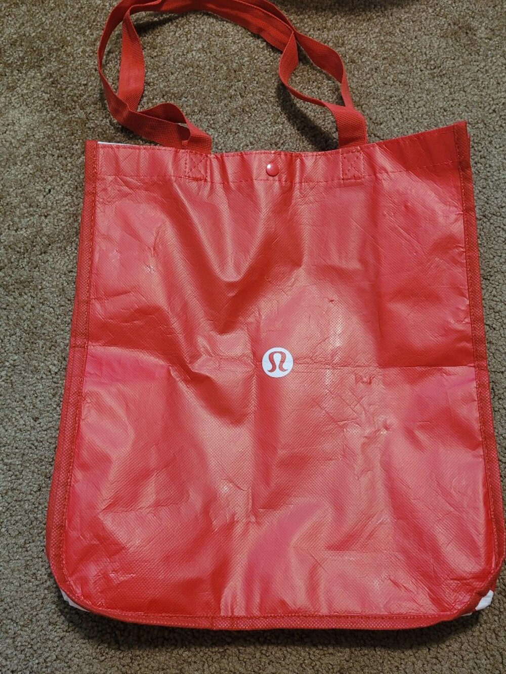 Lululemon reusable shopping tote